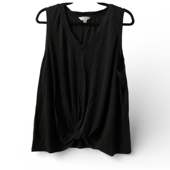 Time and Tru Tops - Time and Tru Black Twist-Front V-Neck Tank Top